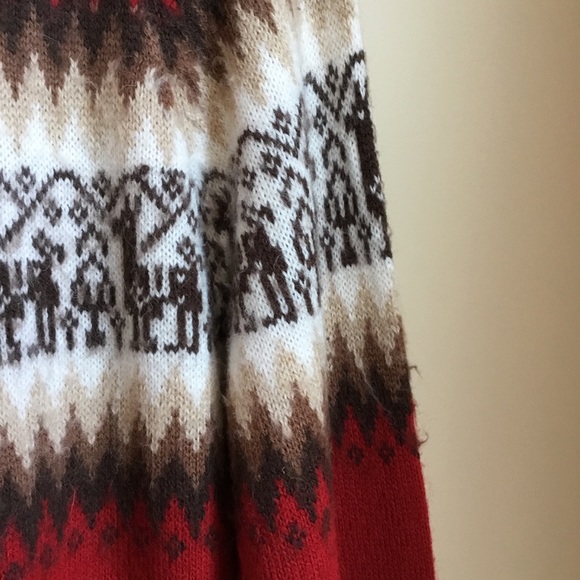 Peruvian Alpaca Red Wool Zipper Hooded Cardigan - Picture 9 of 10